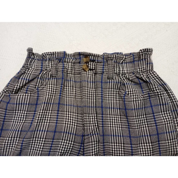 American Eagle shorts size 4 black white blue plaid high rise double button 3" - Picture 3 of 7
